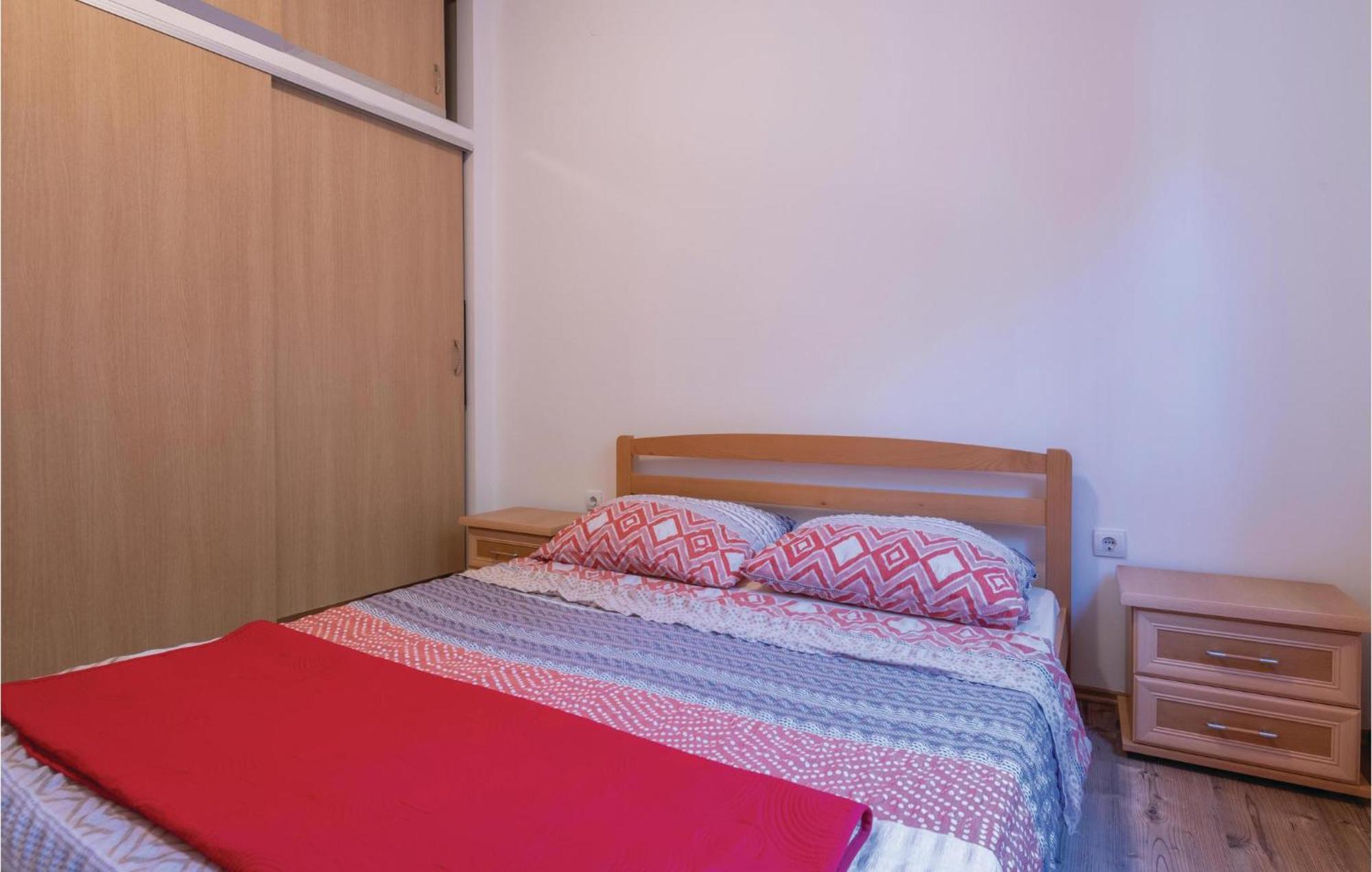 Nice Apartment In Fazana With Wifi Fondole Exterior photo
