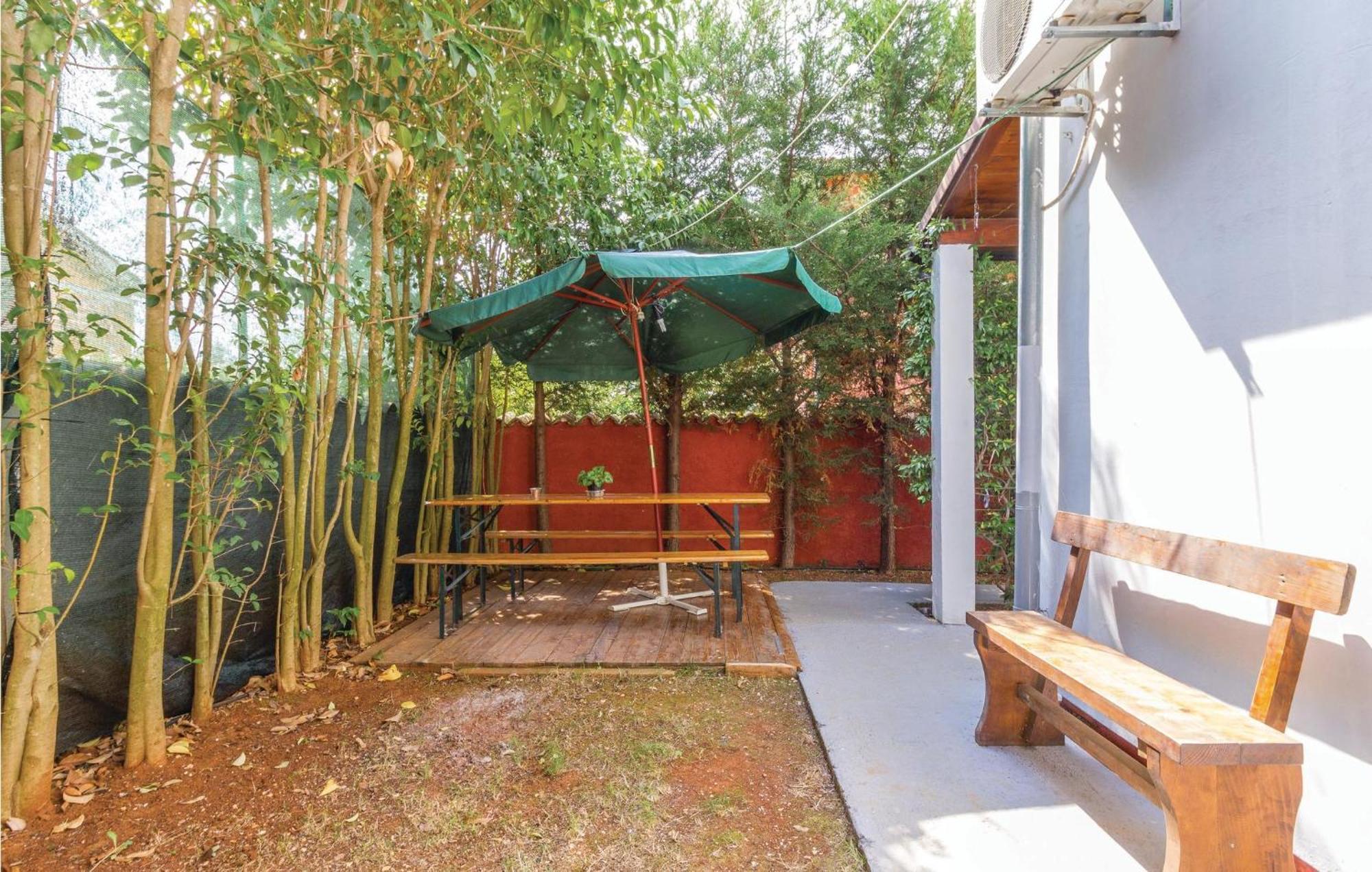 Nice Apartment In Fazana With Wifi Fondole Exterior photo